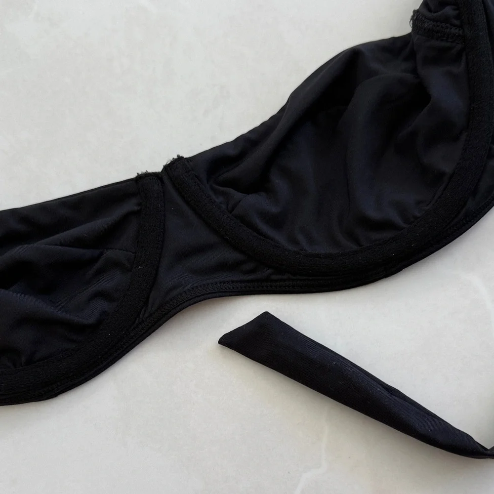 Monday Swimwear Black Underwire Bikini Top